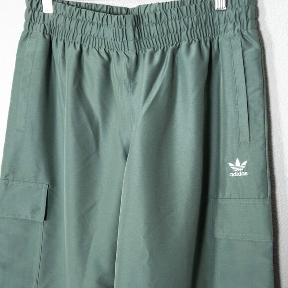 Adidas Originals Track Pants Sage Green Size Large Cargo Streetwear - Picture 3 of 9